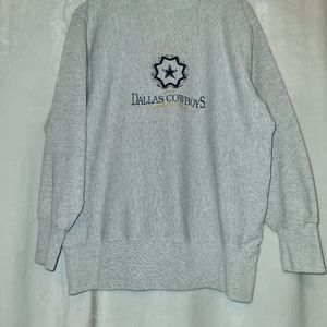NfL Men's Vintage 90's Dallas Cowboys Size Large Gray Embroidered Sweatshirt.